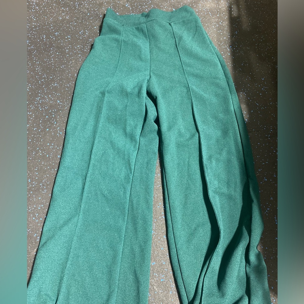 Fashion nova wide leg pants NWT size small
